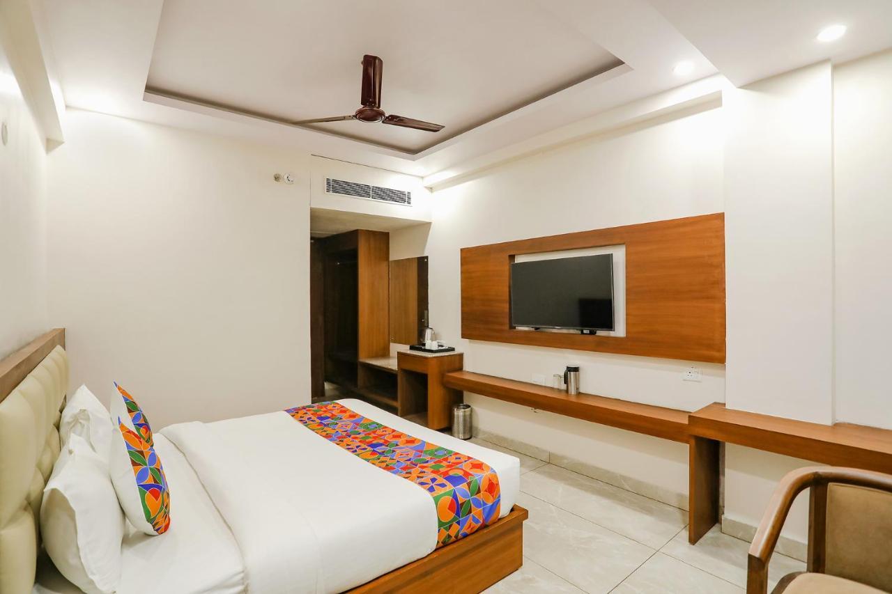 Fabhotel Aman Sara لاكناو المظهر الخارجي الصورة